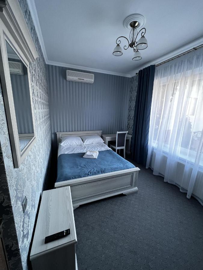 Zolotoy Fazan Hotel Mykolaiv Exterior photo